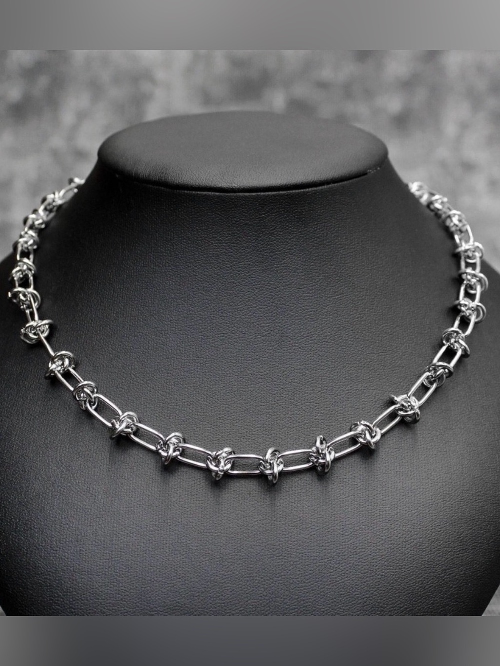 Elegant Silver Chain Necklace - Picture 2 of 10